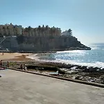 My House At Estoril Guesthouse