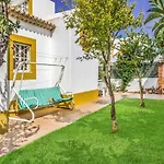 Villa Arines