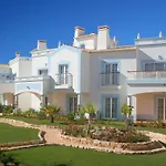Quinta Da Encosta Velha - Santo Antonio, Villas, Golf & Spa