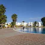 Cabanas Gold By Beach Rentals