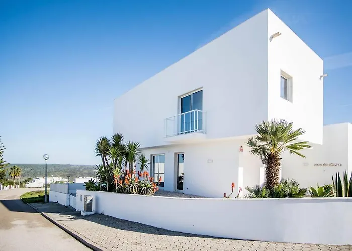 Beachside Villa 5 Bdr 6 Baths Sleeps 9Plus Ppl