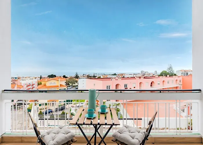 Cascais Sunny With Ocean Views