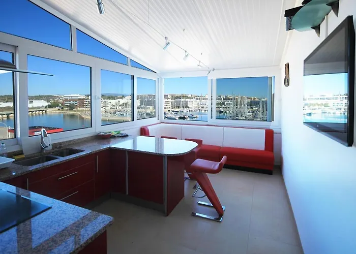 Lagos Apartment With Panoramic Yacht Marina Views