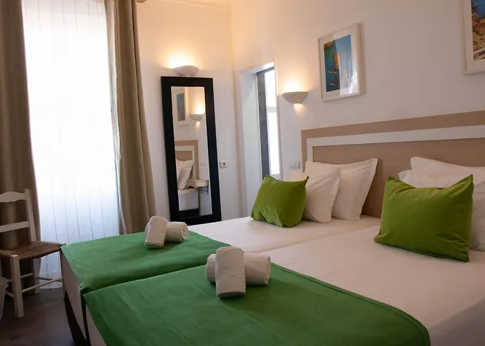 Albufeira Beach Hotel By Kavia
