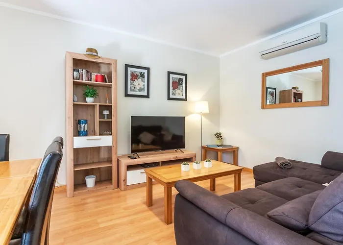 Privilege Apartment Ciboulette With Rooftop Pool, Village Marina - Olhao