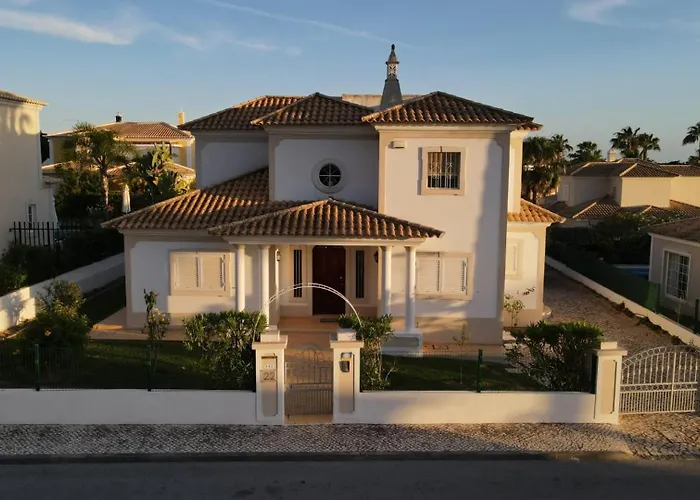Santos Villa In Quinta Do Lago