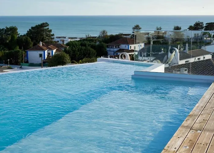 Panoramic E Apartment - Rooftop Pool & Sea View