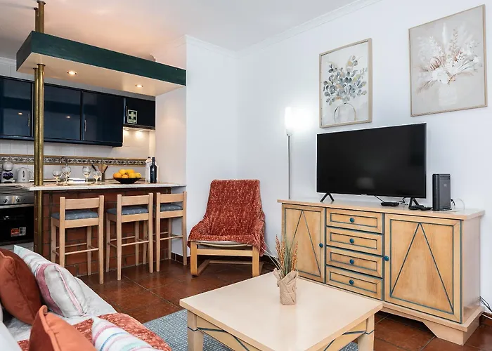 Parque Dos Reis Apartment