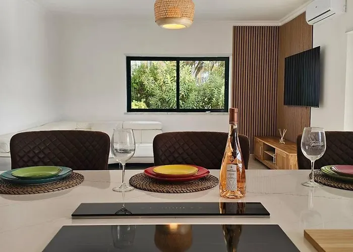 Sandy Toes Apartment