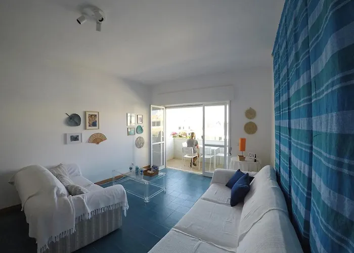 Spacious 2-Bedroom Beach Apartment At Beach Praia Da Rocha
