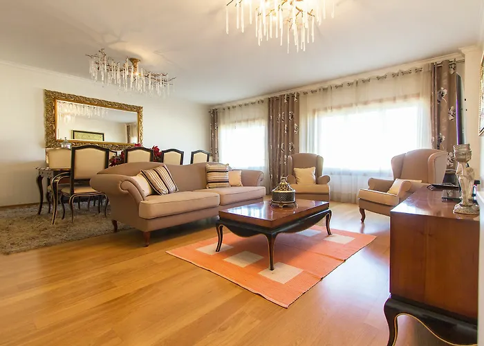 Expo Luxurious By Homing
