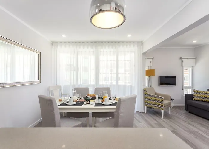 Luxury Beach Apartment At Armacao De Pera