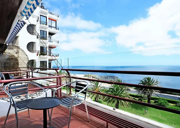 Ocean View In Estoril - Checkinhome