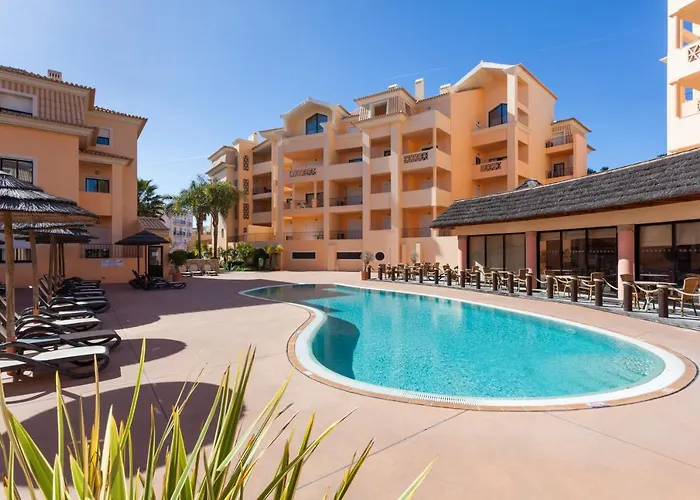 Aum Praia Da Luz Resort Apartment