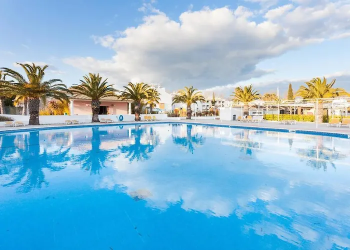 Cabanas Gold By Beach Rentals