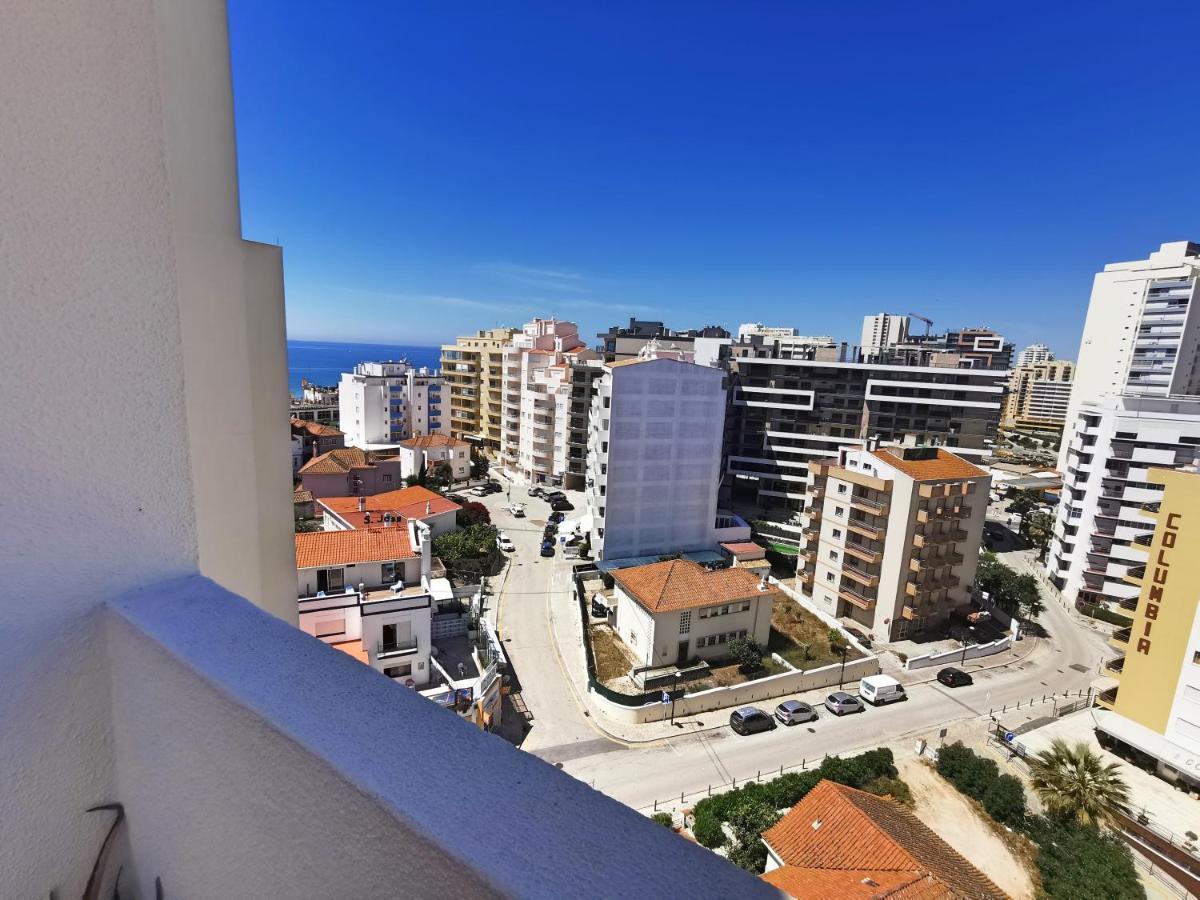 Rocha Waterside Blue Apartment *
