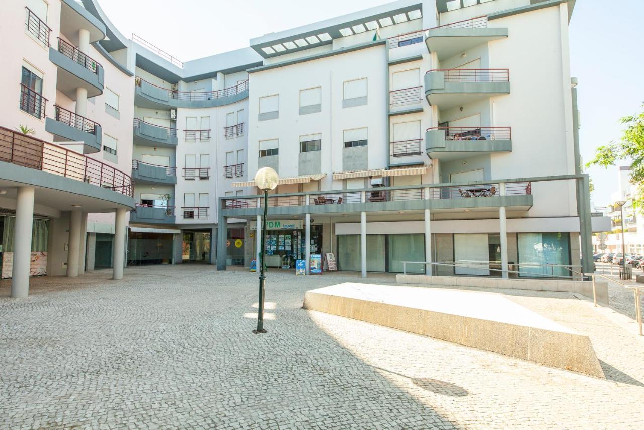 C03 - Avenue Backstreet Flat