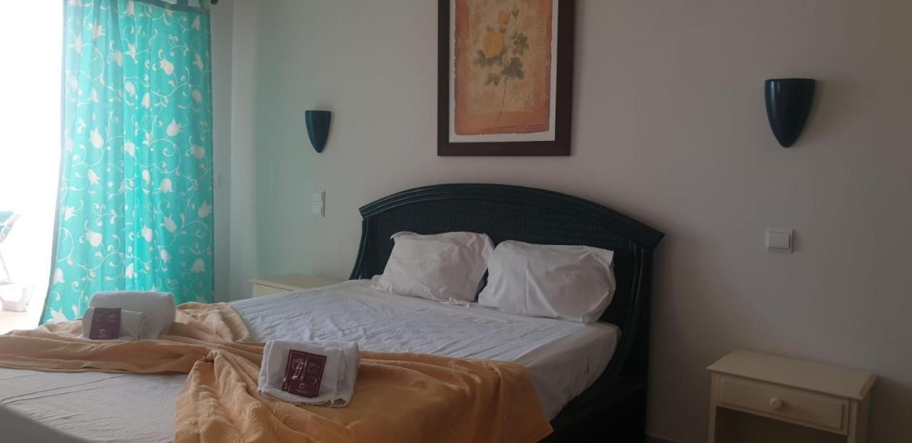 Oura Sunset Apartamento *