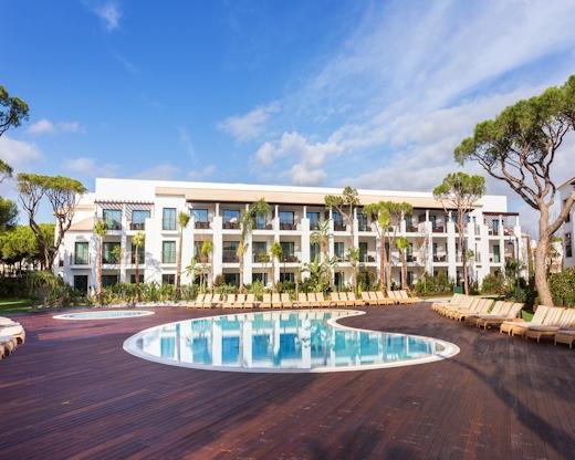 Pine Cliffs Gardens Hotel 5*