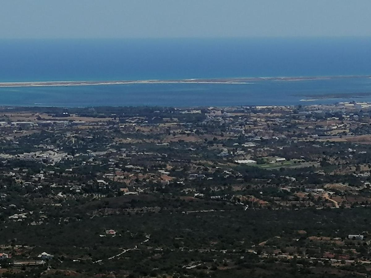 Cerro E Mar Pensión *