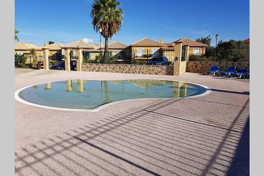 Apartment Luxury With Free Use Of Pool, Gym And