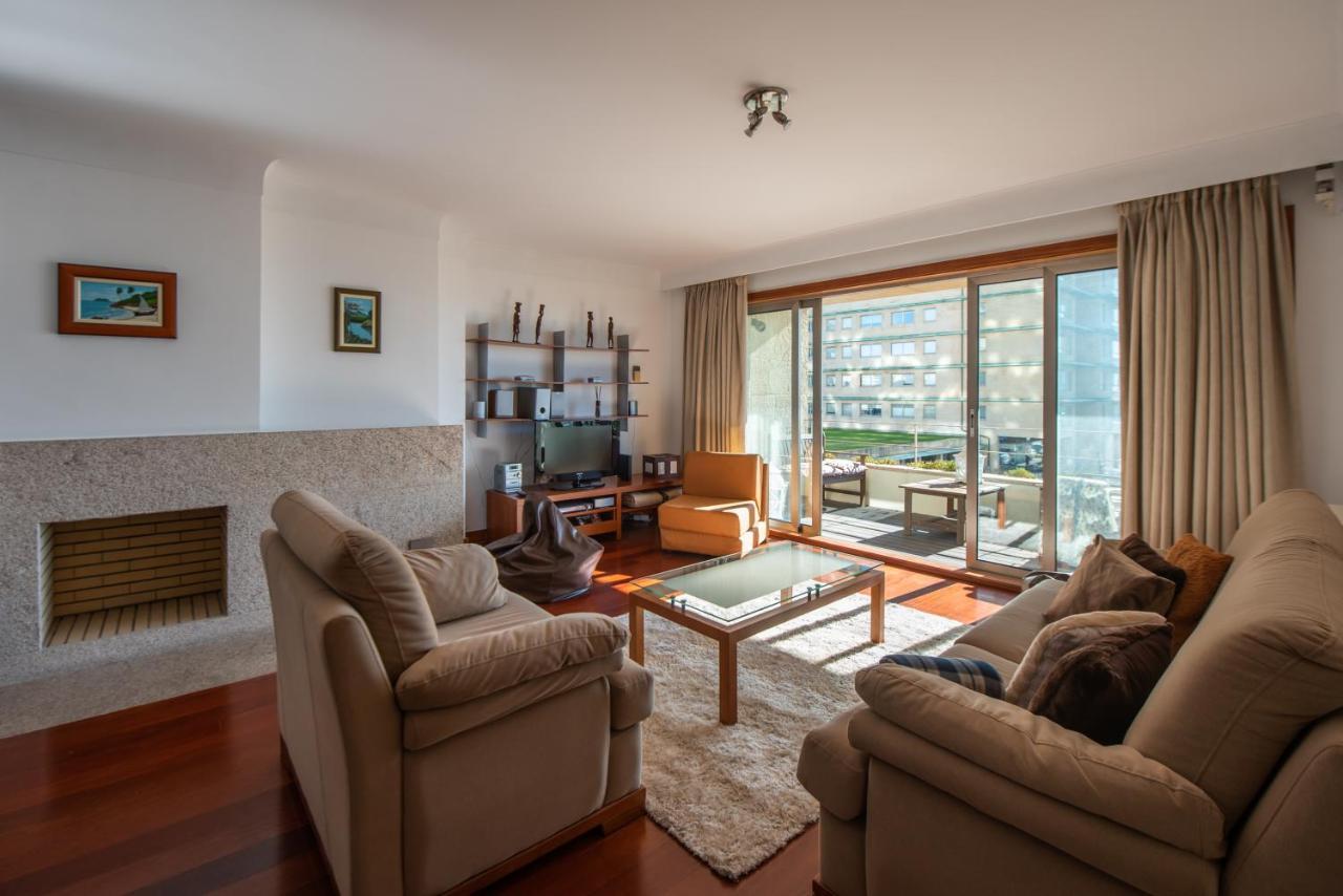 Apartment Em Com Piscina