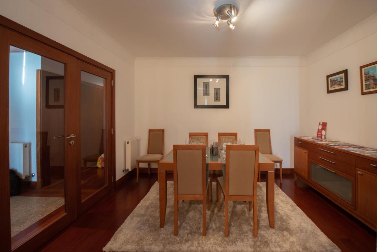 Apartment Em Com Piscina *