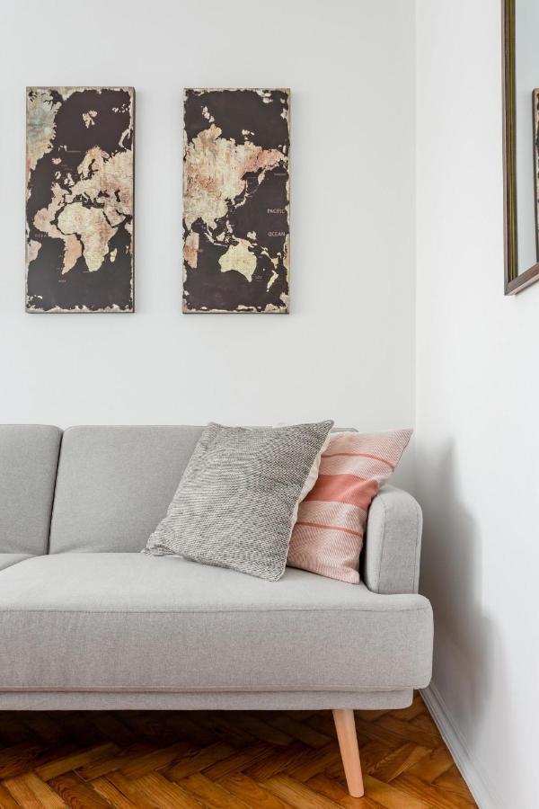 Apartamento Stroll To Coffee Shops Near A Renovated Hillside In Graca