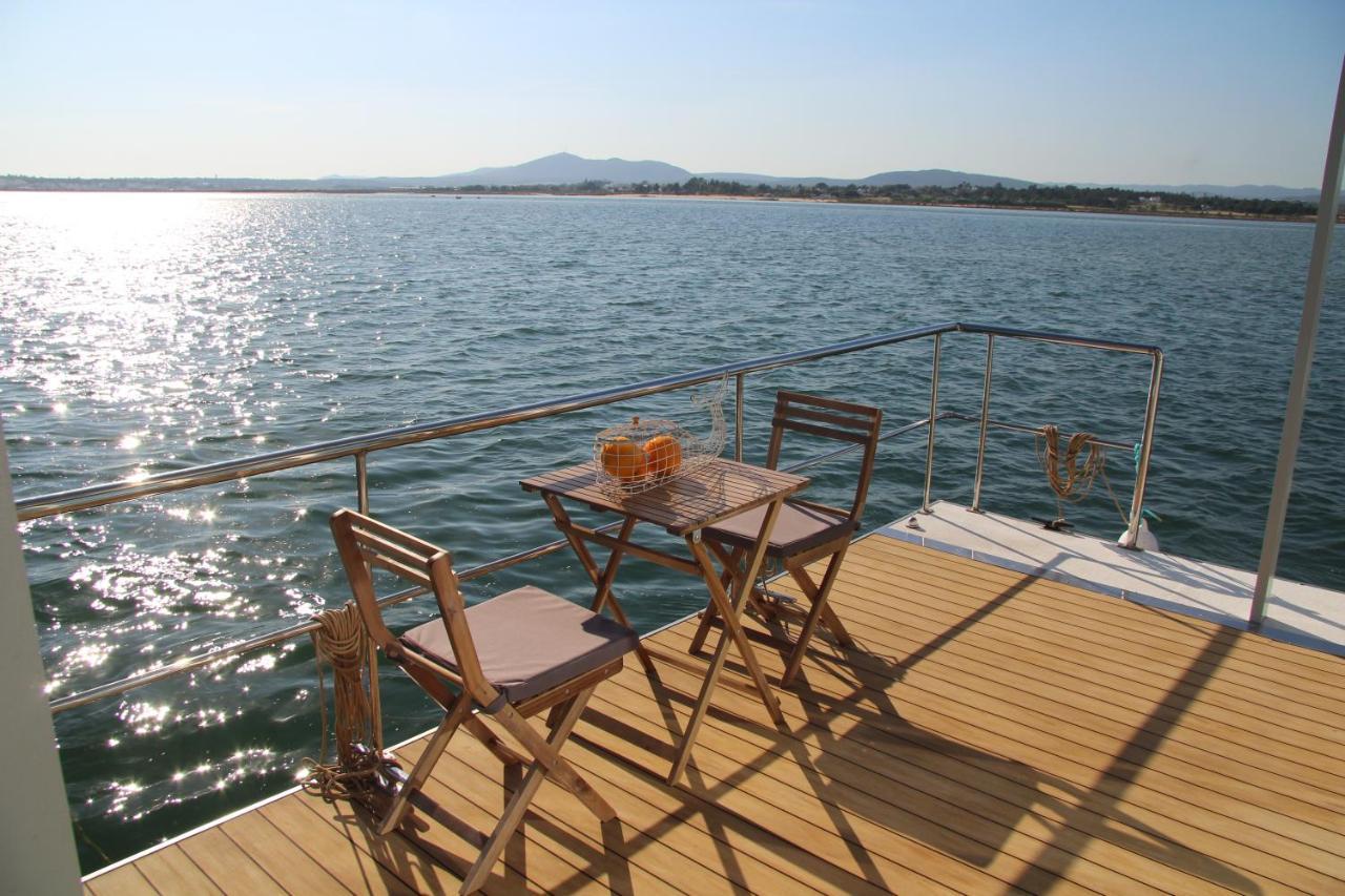 Barco Casa Fuzeta Botel *