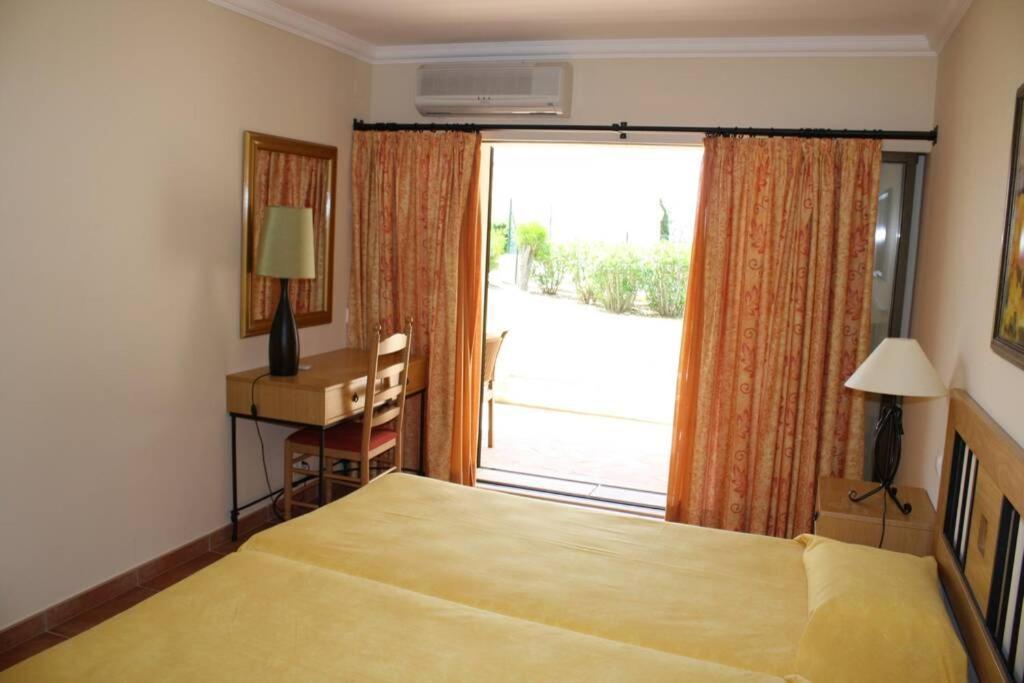 Apartamento T1 - Senhora Da Rocha