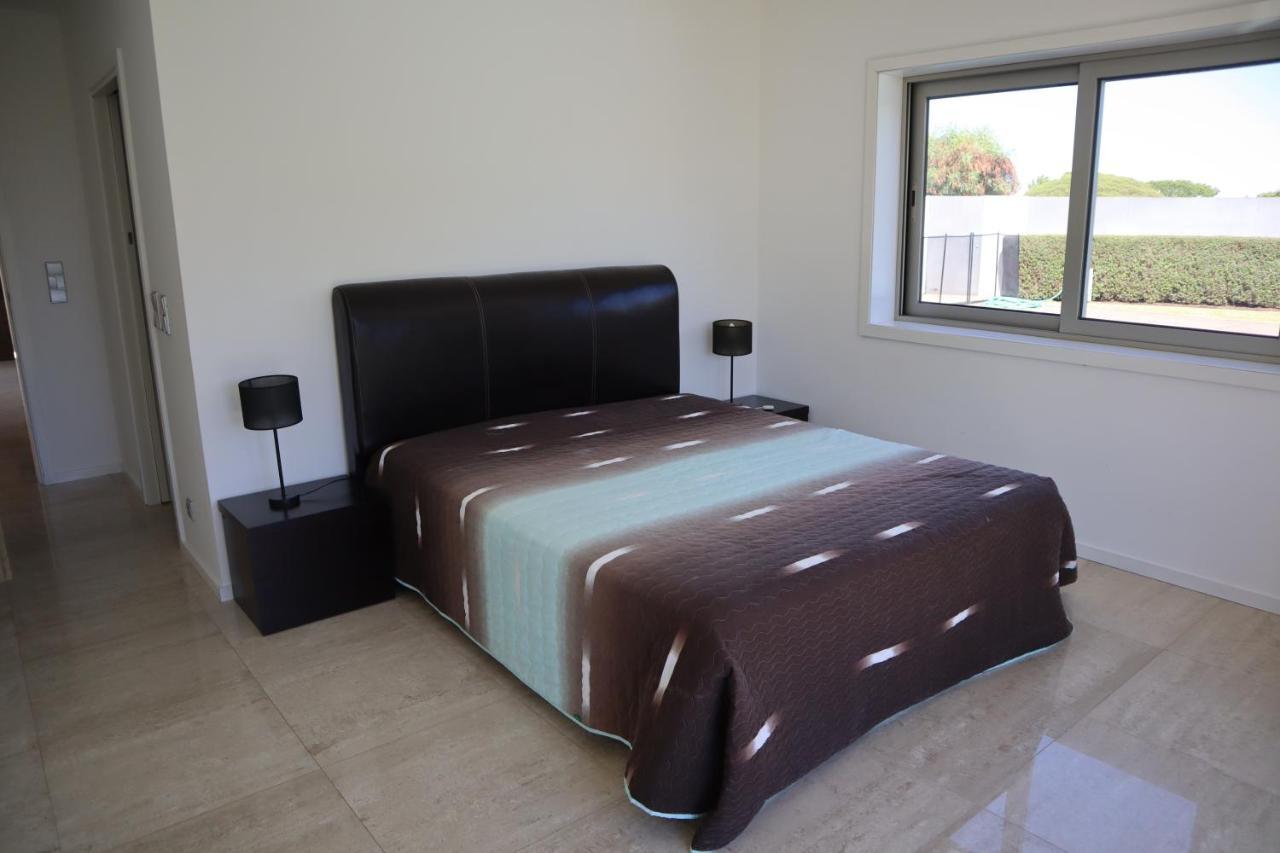 Dos Salgados, 6 Bdr, Front, Near Salgados Golf Club