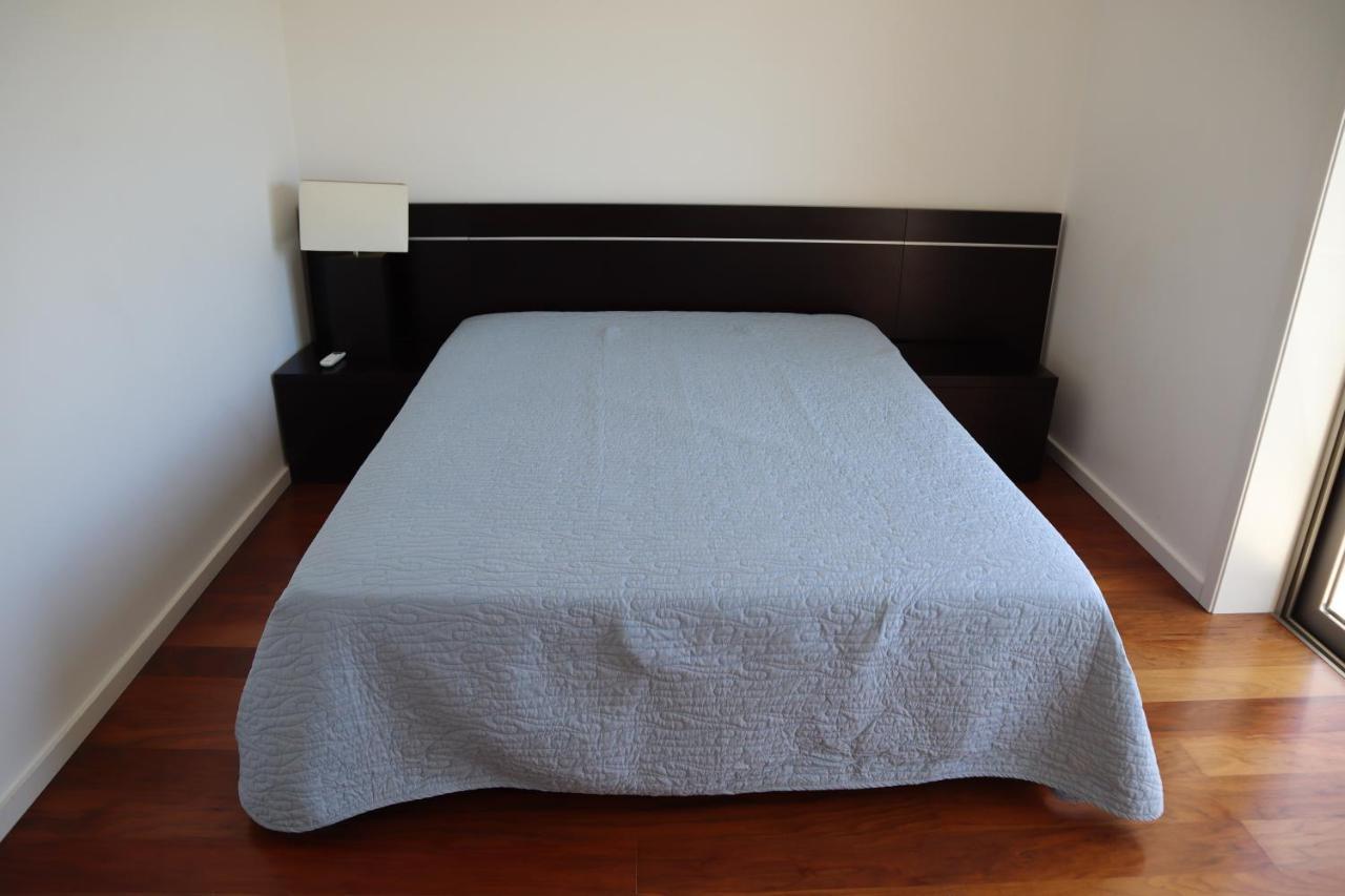 Villa Dos Salgados, 6 Bdr, Front, Near Salgados Golf Club
