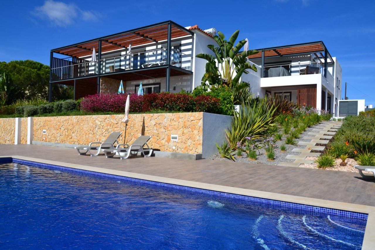 Vila Bella, Meia Praia, *