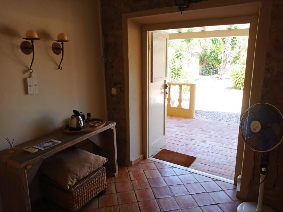 Bed & Breakfast Quinta Pereiro Tropic Garden, Algarve Moncarapacho