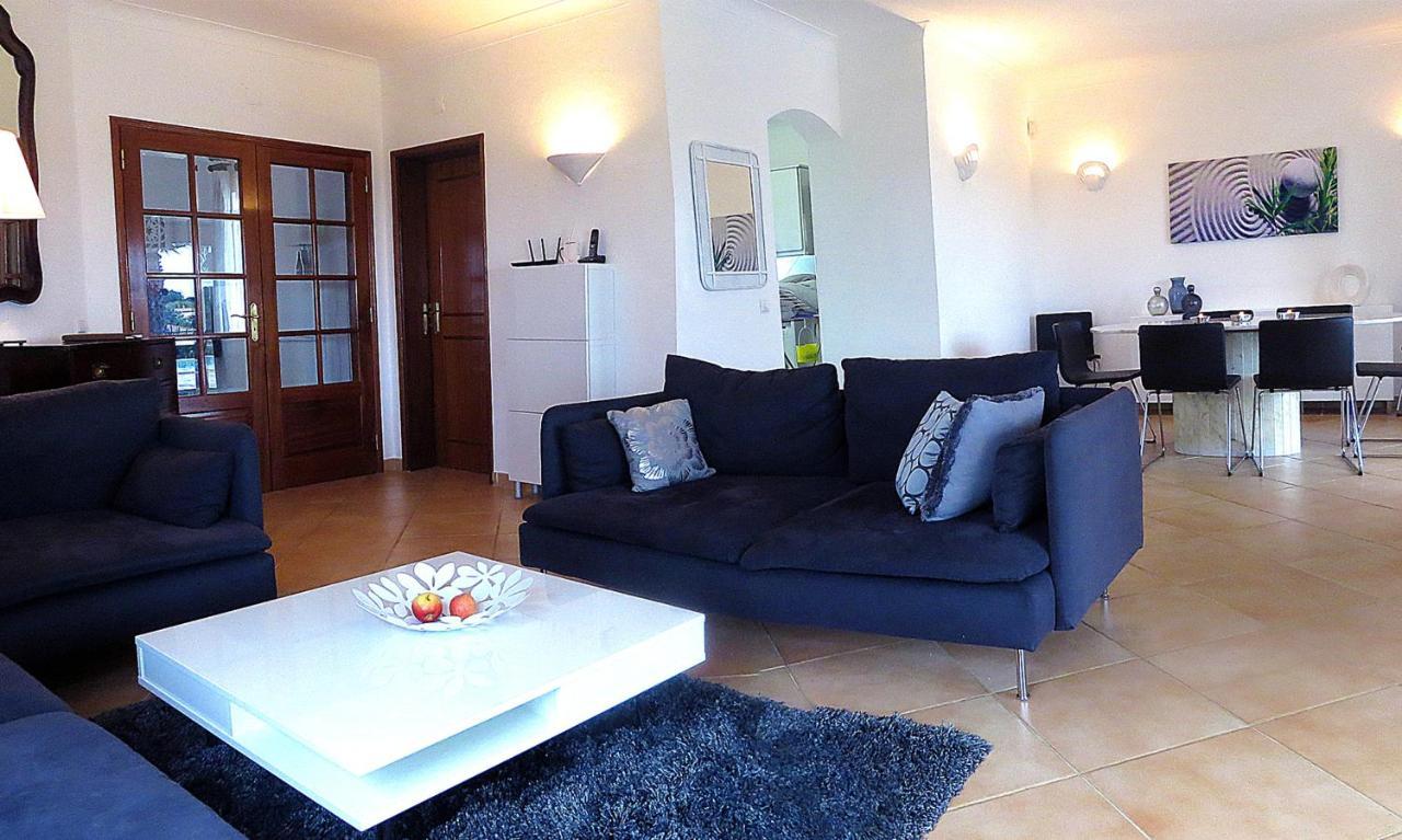 Spacious In Carvoeiro With Private Pool Villa *