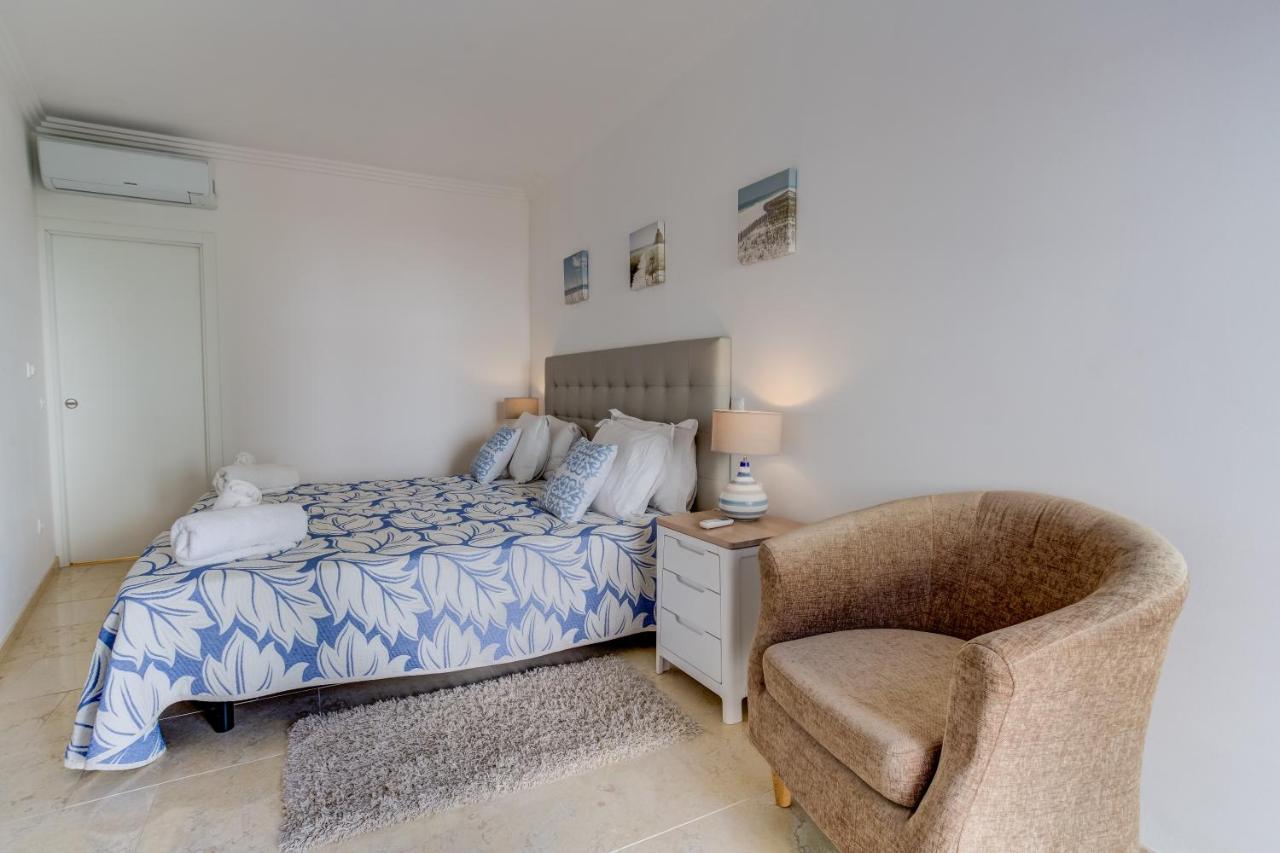 Casa Sunset - Beautiful In The Centre Of With Roof Terrace Apartment Alvor