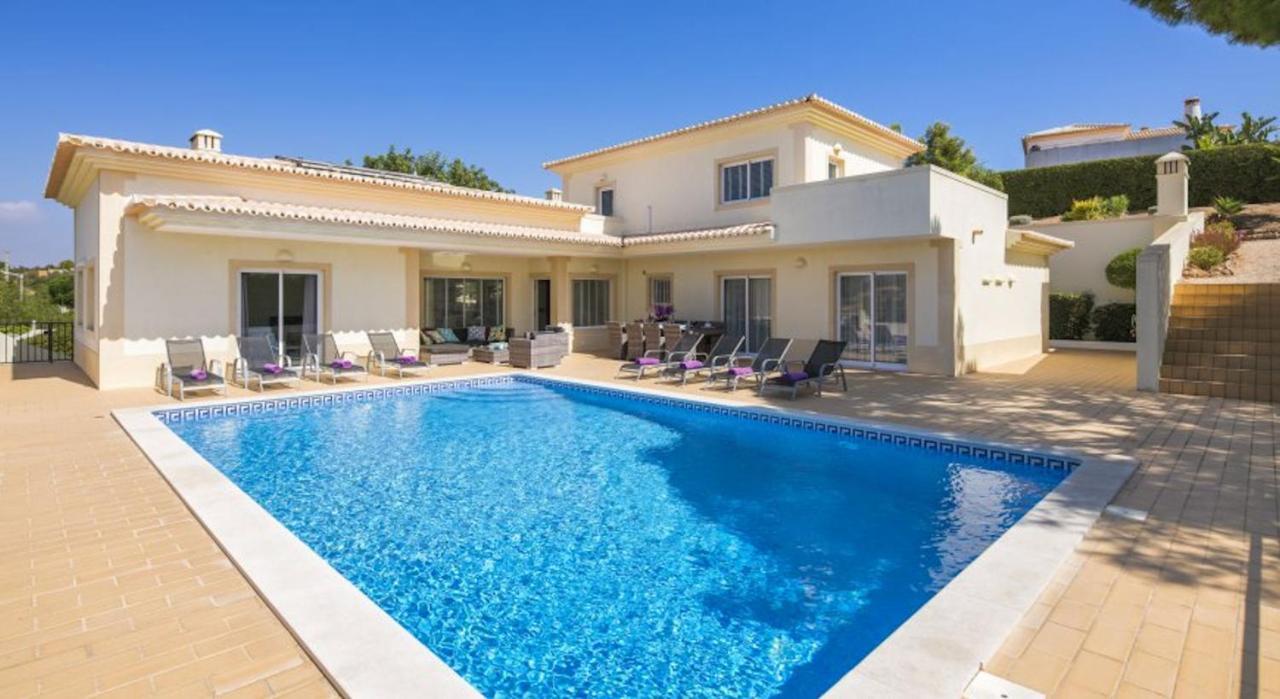 Villa Villa Povo Do Burro, Beautiful And Elegant Villa, Few Minutes Walk To Resort Centre *