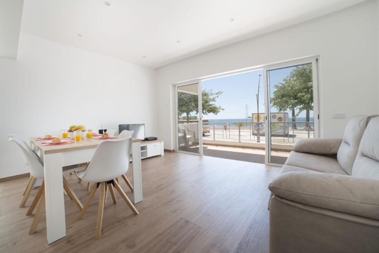 11 Beira Mar - Casas & Papeis Apartment