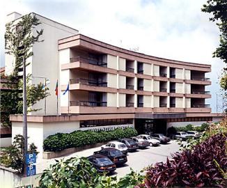 Hotel Nh Centro 4*