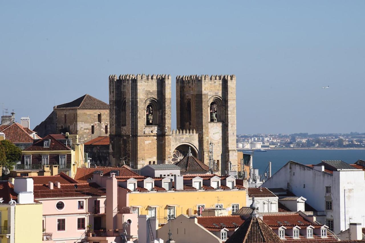 Alfama Balcony River View By Lovelystay Apartment