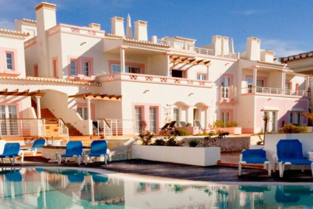 Luxury Private Property-pool, Unique Sun Roof, Free Wifi Villa Budens