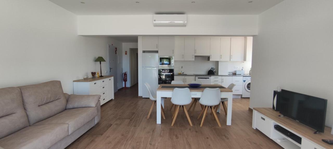 Apartment 11 Beira Mar - Casas & Papeis *