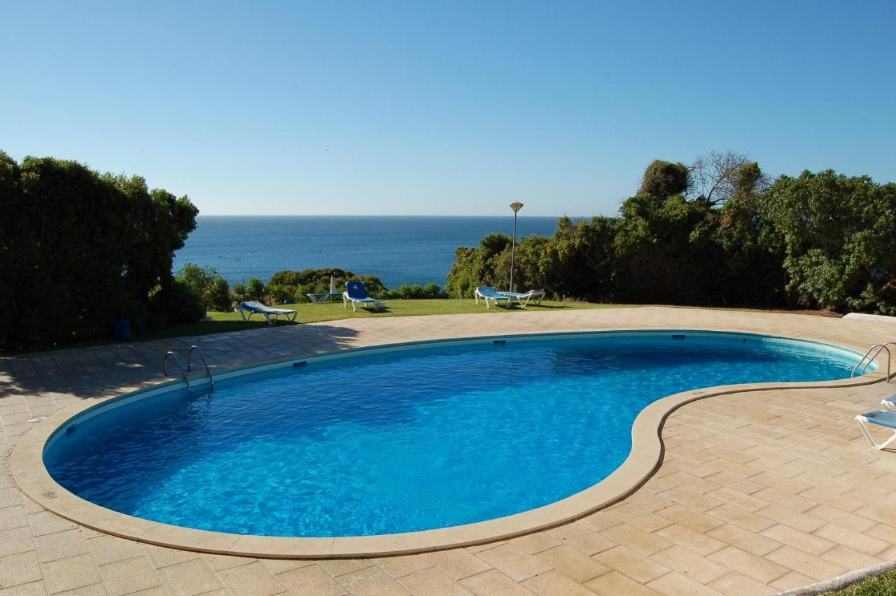 Villa Ocean Facing At Senhora Da Rocha Porches (Algarve)