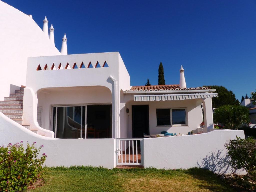 Ocean Facing At Senhora Da Rocha Villa