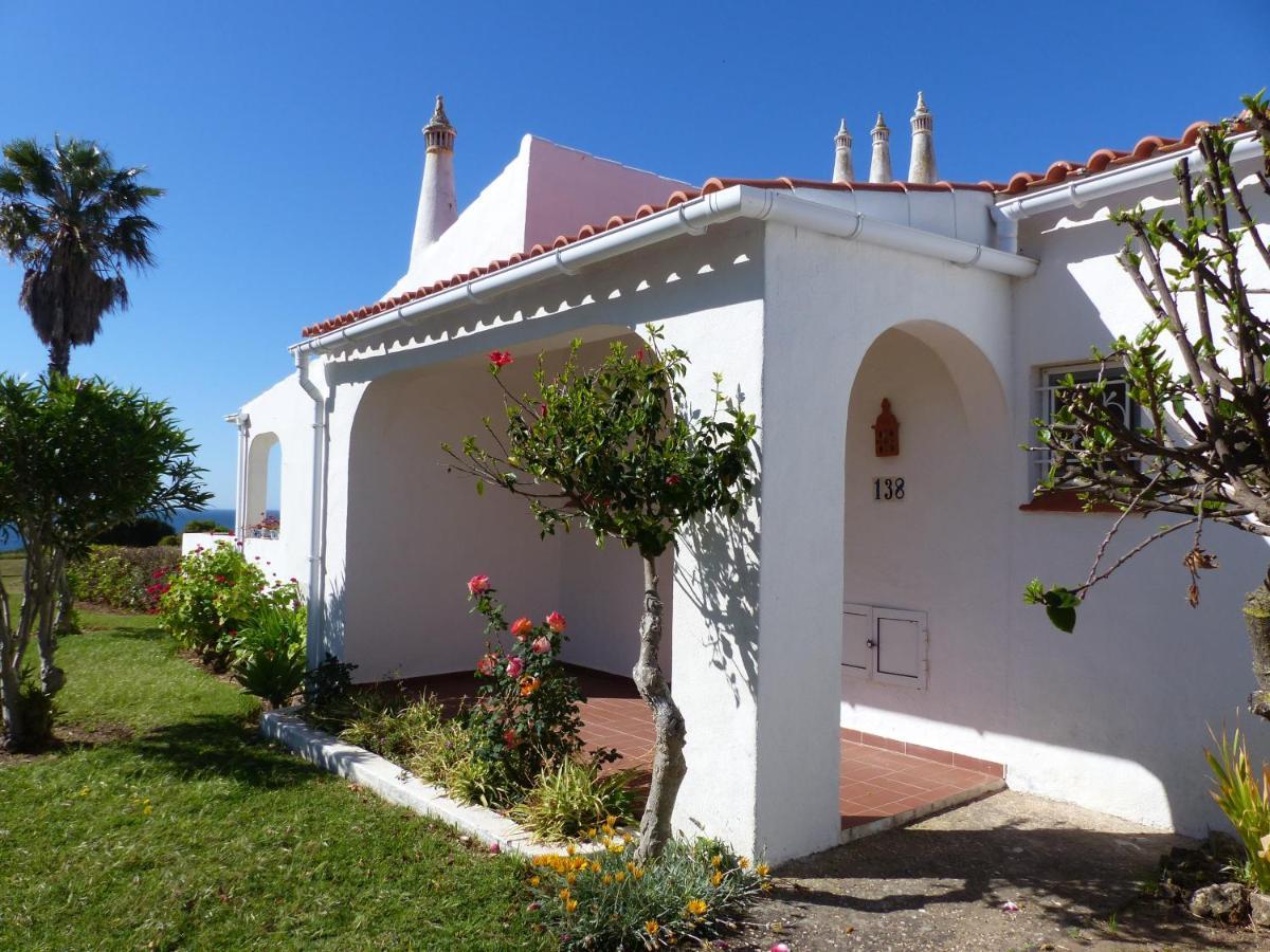 Villa Ocean Facing At Senhora Da Rocha