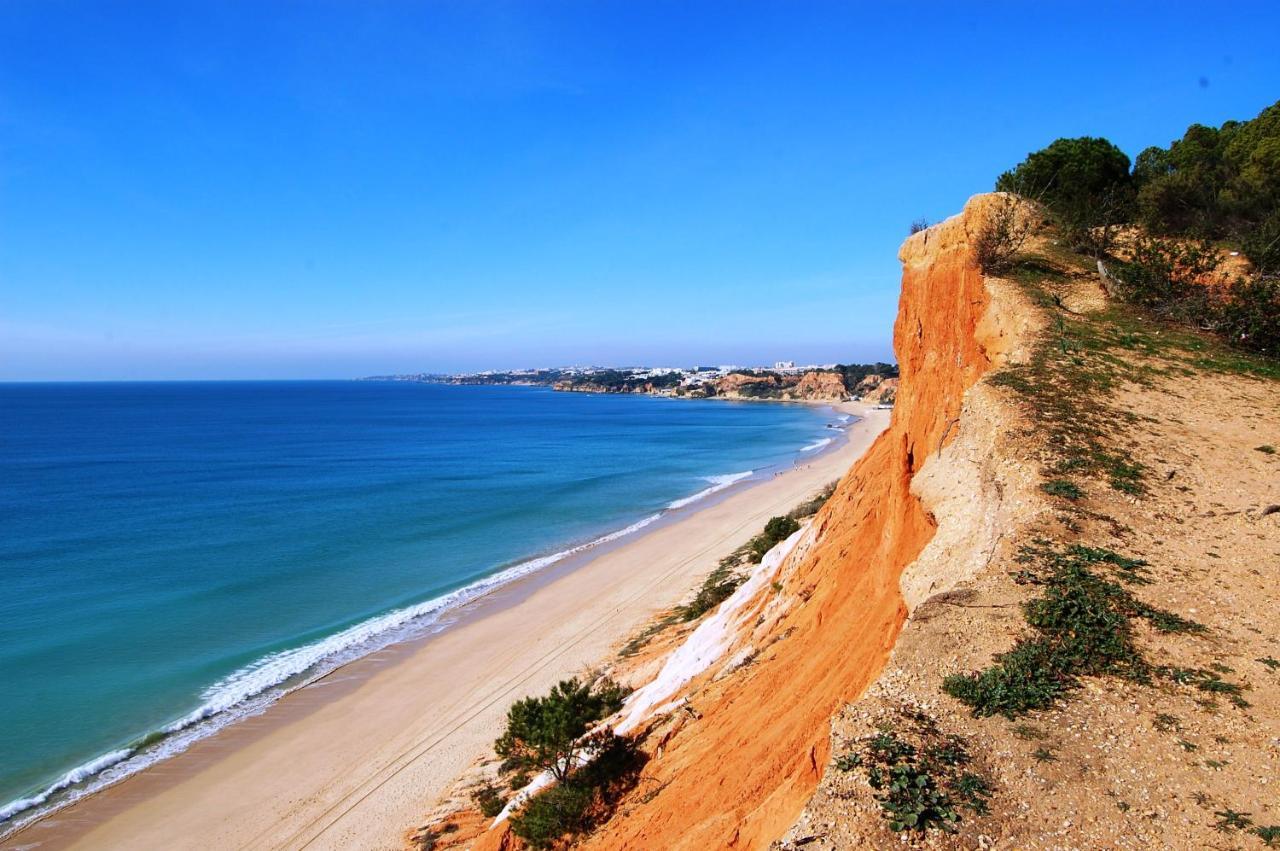 Villa Ocean Facing At Senhora Da Rocha Porches (Algarve)