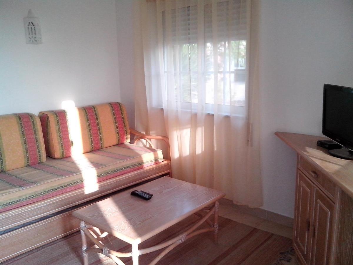 Apartment 1 Bedroom 5 Min. From Falesia And Close To Center! E Albufeira