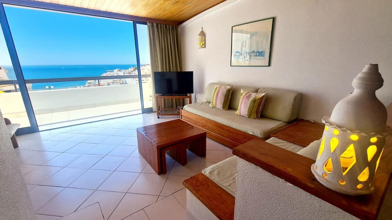 Albufeira, One Step To The * Albufeira