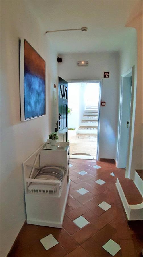 Walls Rooftop Terrace Duplex @ Citycenter & Apartment Lagos