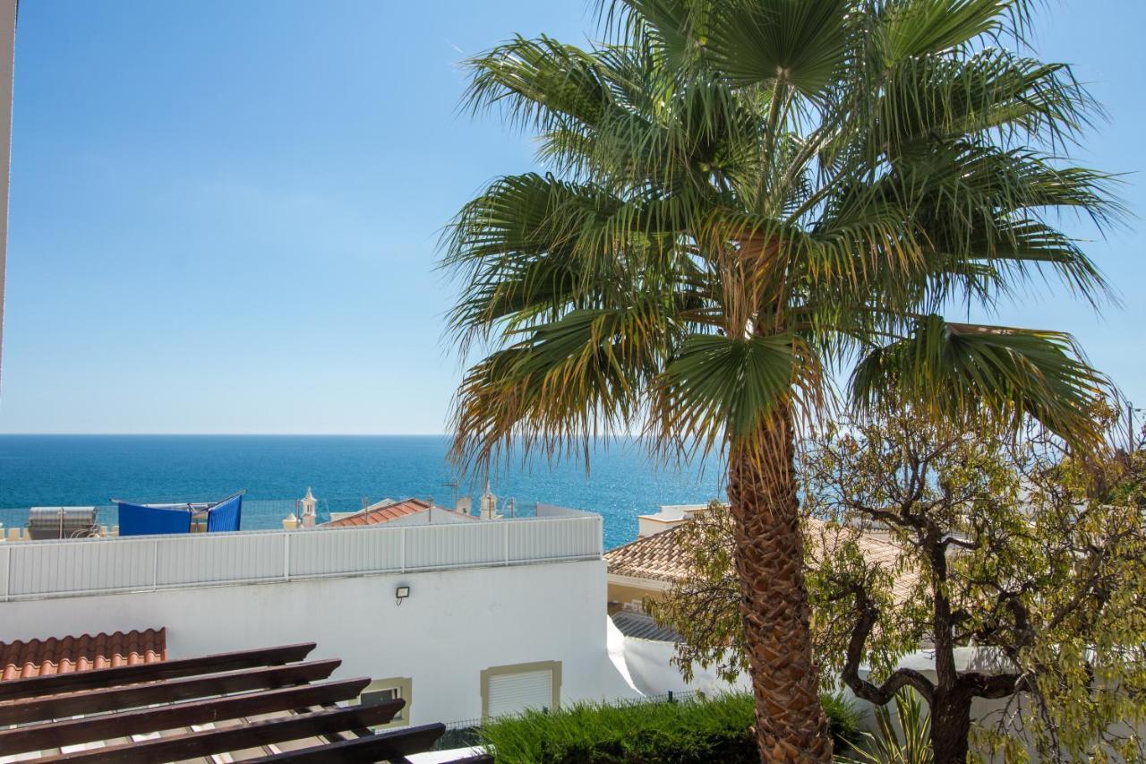 Apartment Cliff-top Townhouse With Stunning Ocean Views *